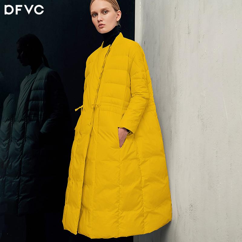 dfvc2018冬季新款时尚斗篷型抽绳系带显瘦加厚羽绒服女保暖白鸭绒