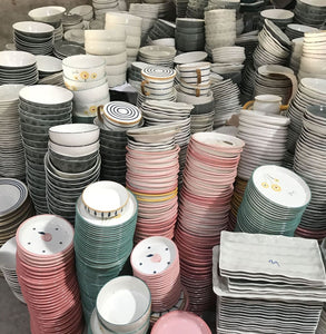 Stall ceramic sundries wholesale 10 yuan 3 samples stall supply household Rice Bowl night market stall ceramic bowl dish