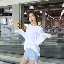 Load image into Gallery viewer, 2019新款潮ins白色春秋连帽卫衣女薄款宽松韩版套头cec外套上衣