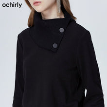 Load image into Gallery viewer, 黑标系列 欧时力2019新款秋装配围脖套头宽松长袖T恤女1ZH3024950