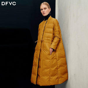 dfvc2018冬季新款时尚斗篷型抽绳系带显瘦加厚羽绒服女保暖白鸭绒